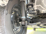 お車を安心してお乗りいただく為には、足回りの定期点検が欠かせません。サービスサポート(有償保証)では無料点検もご提供しており、安心のカーライフをお過ごしいただけるサポート体制が整っています。
