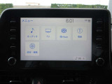 ディスプレイオーディオを装備。スマホとクルマをつなぐことで、これまでのナビに加えて、いろんなサービスが楽しめます。