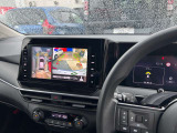 上空から見下ろしたような表示で車両感覚のつかみやすい『アラウンドビューモニター』に移動物検知警報(MOD)があり更に安心です。