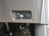 ビルトインETC2.0が付いています。高速道路をスムーズに通れますし、割引も有ったりします。