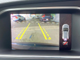 【パークアシスト・カメラ】駐車時に後方がリアルタイム映像で確認できます。大型商業施設や立体駐車場での駐車時や、夜間のバック時に大活躍!運転スキルに関わらず、今や必須となった装備のひとつです!