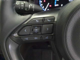ステアリングスイッチ付!運転中も目線を動かす事無く音量等の操作可能!
