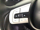 ステアリングリモコンは、運転中でも簡単に音量調整やチャンネル変更もできます!わき見運転防止にもつながるので安心です♪