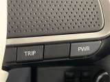 パワーモードスイッチ。ストレスのない加速が可能となり、軽快な走行をする事ができます。
