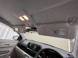 運転席・助手席にはバニティミラー付き♪身だしなみチェックできますよ(^^♪