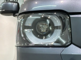 LEDヘッドライトは、点灯の瞬間から最大光量を発揮し、突然暗くなるトンネルなどでの安定感を高めます。