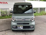 スライドドアなら狭い駐車場でもドアをぶつける心配がありません。ステップが低く乗り降りもしやすいです。