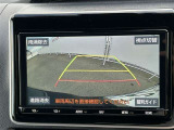 狭い駐車場や立体駐車場などもリアルに映るバックガイドモニター付でラクラク駐車♪