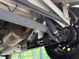 お車を安心してお乗りいただく為には、足回りの定期点検が欠かせません。サービスサポート(有償保証)では無料点検もご提供しており、安心のカーライフをお過ごしいただけるサポート体制が整っています。