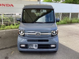 お客様に安全で快適なカーライフをお送りいただくために、中古車にも高いレベルの品質基準を設け、その基準に従って、全ての中古車について納車前整備を実施しています。