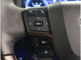 ハンドルから手を放さずに操作出来ますので、安全運転にもつながりますね