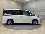 全車1年間の走行距離無制限のロングラン保証付きです。また、さらに安心をお求めの方には1年〜2年の保証延長ができる「ロングラン&alpha;保証」(有償)もお選びいただけます。