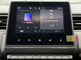 お手持ちのスマホに無料の専用アプリ「R&Go」をインストールしBluetoothでペアリングすることで、「車両情報」「メディア」「電話」「ナビゲーション」機能を利用することができます