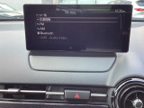 Bluetoothに接続することで、スマートフォンに入っている音楽アプリを車内で楽しめたり、通話が出来ます♪