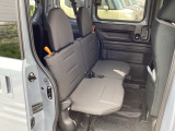 乗車人数や荷物の量、車内での過ごし方に合わせて、シートのレイアウトを変更できます。