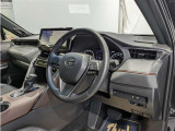 見通しのよいすっきりとした視界で、誰でも運転しやすいです。運転のしやすさは疲れにくさにも繋がりますよ♪