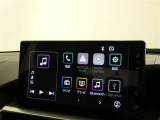 8インチのディスプレイオーディオ装着です。スマホとの通信で様々なサービスが楽しめます。TV視聴にも対応しています。