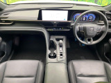 クラウンクロスオーバー 2.5 G アドバンスト レザー パッケージ E-Four 4WD 
