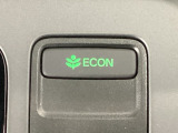 ★ECONスイッチ★ エコドライブを加速しよう!スイッチをONにすると、運転の仕方によるロスを抑え込み燃費をよくするようクルマが頑張ります(*^ー^*)燃費向上にチャレンジ♪