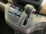 発進時から滑らかに加速する無段階変速のCVTはストップ&ゴーの多い街の中も快適です