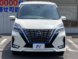 弊社では、全車『修復歴なし』のお車のみ取り扱っております。専任バイヤーによる厳選した仕入れの後、入庫後の車両チェックを行い、ネクステージが認定した高品質な中古車をご提供しております。