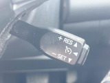 【クルーズコントロール】高速道路もラクラク走行。アクセルを離しても一定速度で走行ができ、長距離運転時の負担を軽減!加速・減速も簡単なスイッチ操作で調整できます。