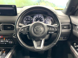 【純正革巻きステアリング】上質な革を使用することで、手にしっかり馴染みとても運転しやすいハンドルです♪
