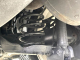 お車を安心してお乗りいただく為には、足回りの定期点検が欠かせません。サービスサポート(有償保証)では無料点検もご提供しており、安心のカーライフをお過ごしいただけるサポート体制が整っています。