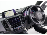 使いやすさや安全性を追求したステアリング周り!高級車ゆえにスイッチ類が多いのも特徴ですね!考え尽くされた配置ですぐに使いこなす事が出来ますのでご安心下さい!是非、体感してみて下さい!!