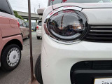 LEDヘッドランプで明るく見やすい!踏み間違い防止のセンサー付いても付いてます。