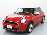フロントフェイスはMINIアイコンとして永らく愛されるデザイン性の良さと、ブランドの魅力を感じる事ができます。