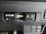 ETC付。高速道路の料金所はキャッシュレスで通過です。サービスエリア等にあるスマートインターの出入りも利用可能でとっても便利。ご納車後すぐにお使い頂けるようセットアップしてのお渡しとなります。