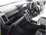 見通しのよいすっきりとした視界で、誰でも運転しやすいです。運転のしやすさは疲れにくさにも繋がりますよ♪