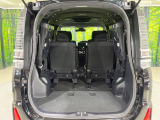 普段のお買い物や通勤、送迎等に十分な荷室スペースを確保しております。セカンドシートを倒すと、大きな荷物の積載も可能です♪
