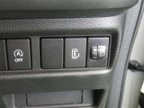 パワースライドドアは、運転席からボタンひとつで開閉できます♪
