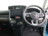運転席からの操作もしやすいインパネ配置と、見切りのいいアイポイントですので、お車の操作性にも優れていますよ!快適・安心・安全です!!