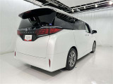 沢山乗れるのがこの車の魅力!2台で移動しないと・・・なんて時もこの車なら1台で!大活躍です♪