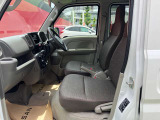 ご納車前にスタッフが入念に清掃し気持ちよく乗り出せるように致します。