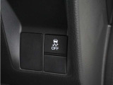 ◆横滑り防止装置◆コーナーリング時の横すべりを抑える機能と、車両の急激な挙動変化を抑える機能で、安定した走行を実現しています。運転に安心とゆとりが出来ます。