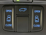 【パワーバックドア】スマートキーや運転席のボタンを押すだけでリアゲートが自動で開閉します!荷物を持っている時や、高い位置にあるバックドアを閉める際に便利な機能です♪