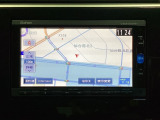 ナビゲーションはフルセグTV対応のGathers純正メモリーナビを搭載しています。Bluetoothオーディオ機能がありますので、スマートフォンなどの音楽も再生できます。