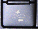 衝突被害軽減ブレーキを装備しております。