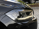 LEDライト搭載の車両です
