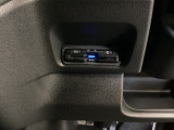 指定工場併設で末永く品質を保ちます。12ヶ月点検や車検はもちろんのこと、国家資格整備士によるお車のアドバイスも致します。