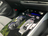 納車後は最寄のアウディ正規ディーラーで点検整備や保証修理が受けられます。