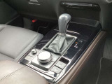 MTモード付です!MT感覚でシフトチェンジできます。MT車が少なくなってきた現在に面白さを取り入れた装備です。走る歓びを!