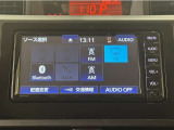 Bluetooth対応、CD再生機能付き。お好きな音楽を聴きながらのドライブは楽しいですよね〜♪