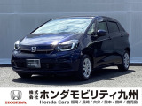 【FIT】のハイブリッド車が入庫しました。当社デモカーです。整備記録簿や取扱説明書なども勿論揃っています。使用状況などもハッキリしている車両は安心してお乗り頂けます。