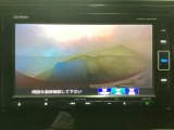 【バックカメラ】運転が苦手な方も車庫入れラクラクです!ギアをリバースに入れれば自動的に切り換わりますので、面倒な操作は不要です♪狭い駐車場もお車を傷つけず安心ですね!