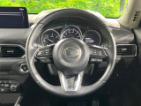 【純正革巻きステアリング】上質な革を使用することで、手にしっかり馴染みとても運転しやすいハンドルです♪